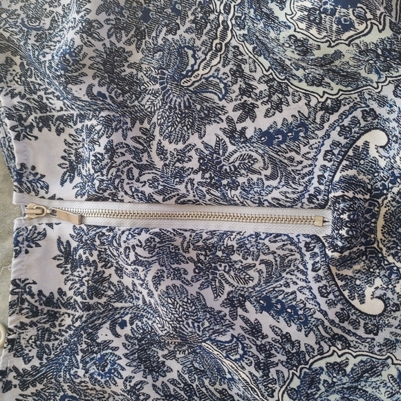 Rose & Olive Blue Top - Picture 3 of 4